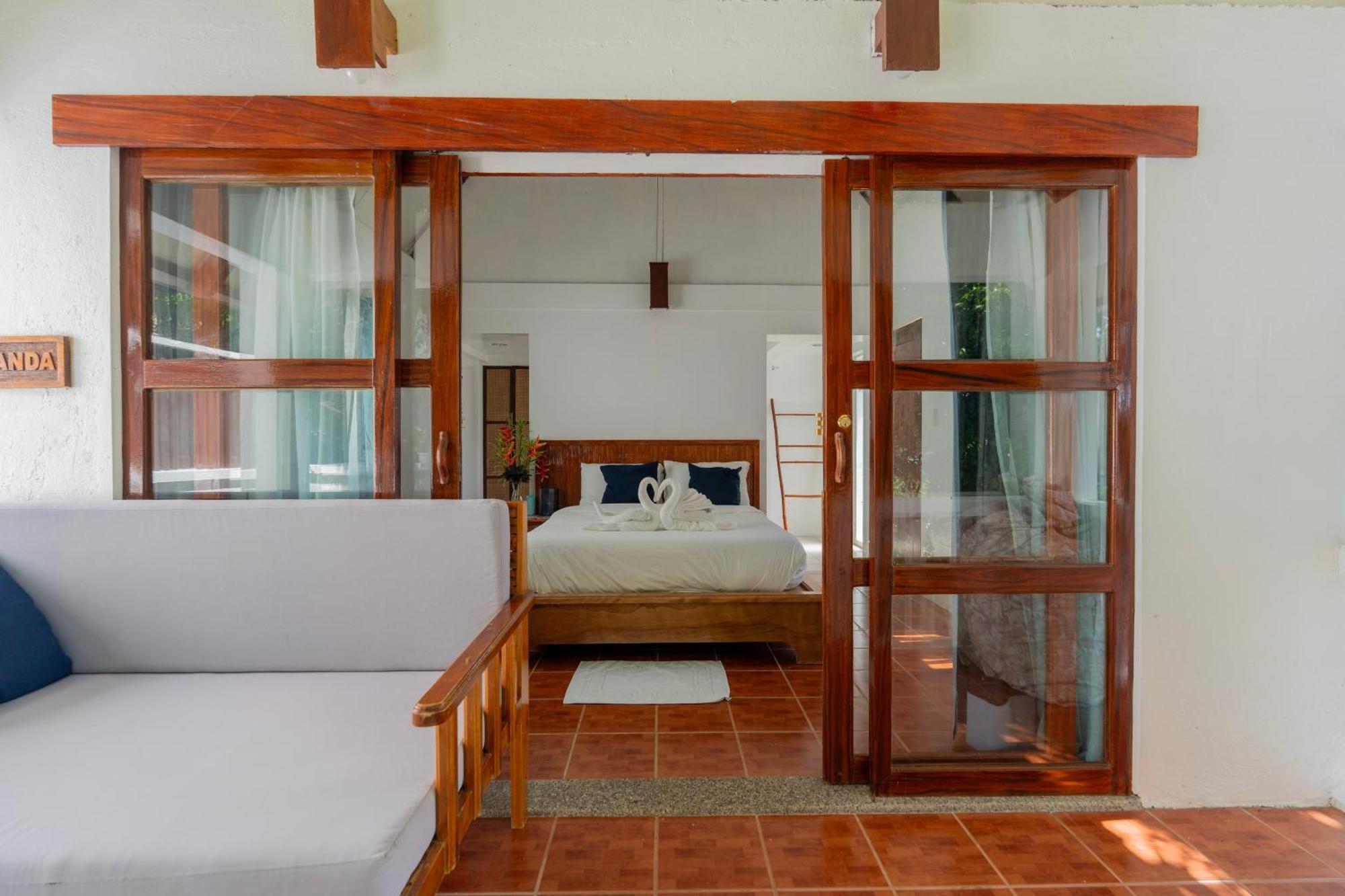 Casalay Boutique Villas & Dive Puerto Galera Zewnętrze zdjęcie